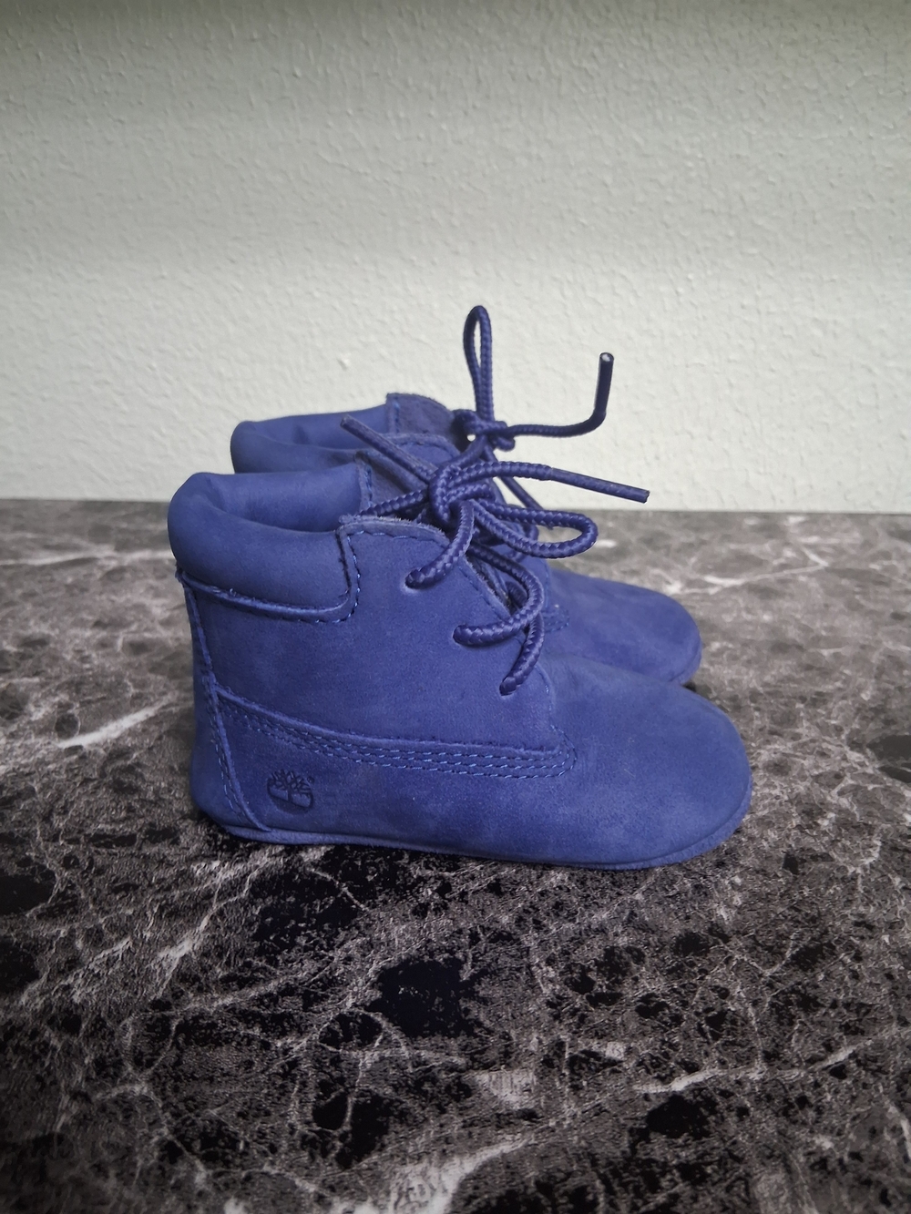 Baby Timberland Blue Lace-Up Suede Boots Size 2 (Like New)